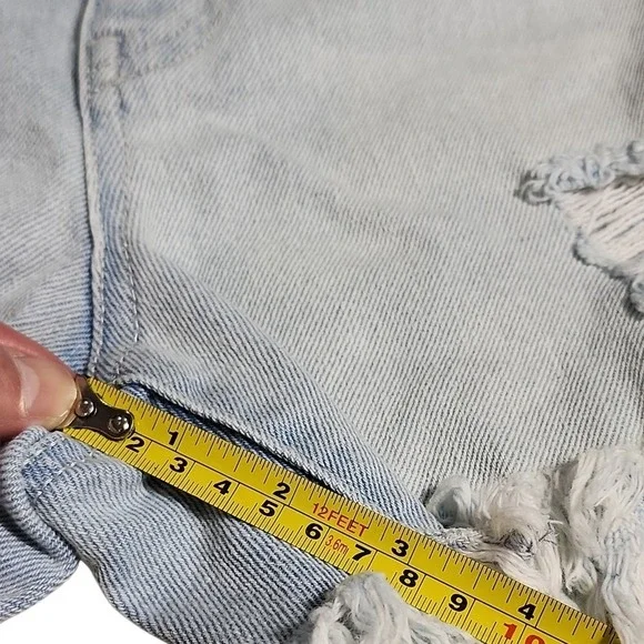 Rewash Super High Rise Distressed Denim Shorts Light Wash Size 3 / 26 Cut offs - Picture 6 of 8